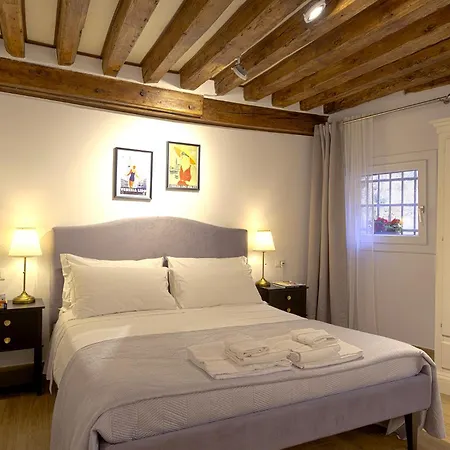 Mascherone Apartment